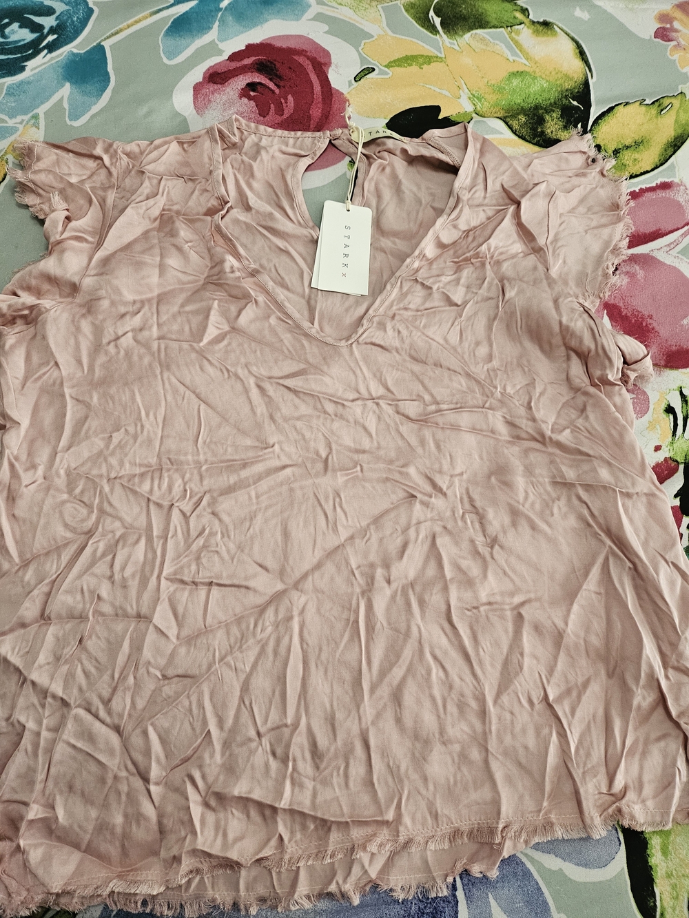 Starsek Blush Pink V-Neck Camisole with Frayed Cap Sleeves